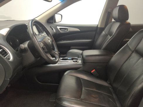 Used 2017 Nissan Pathfinder SL AWD/4WD image 17