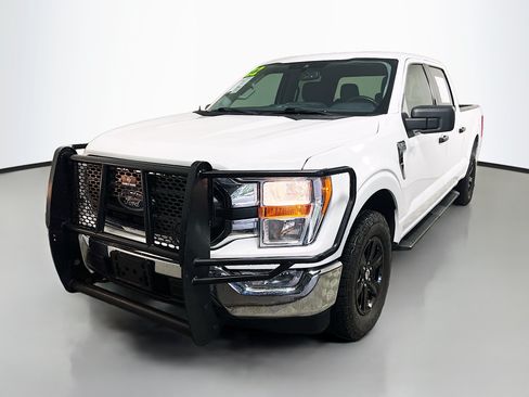 Used 2022 Ford F150 XLT w/ Equipment Group 301A Mid AWD/4WD image 10