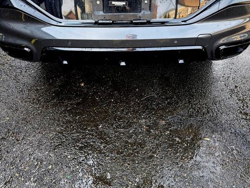 Used 2022 BMW X6 xDrive40i w/ Executive Package image 44