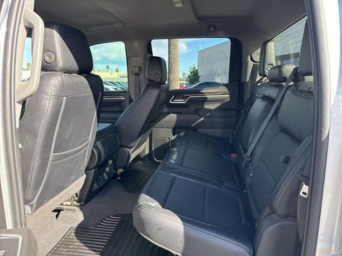 Used 2022 GMC Sierra 1500 Elevation image 46