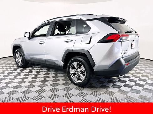 Certified 2025 Toyota RAV4 LE AWD/4WD image 20