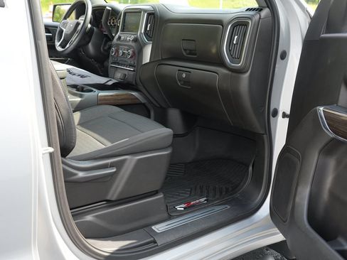 Certified 2022 Chevrolet Silverado 1500 LT Trail Boss w/ Safety Package AWD/4WD image 29