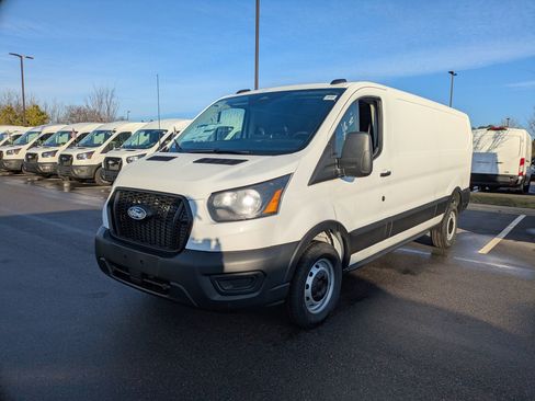 New 2026 Ford Transit 150 Low Roof RWD image 7