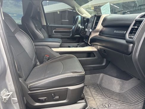 Used 2024 RAM 2500 Laramie w/ Towing Technology Group image 12