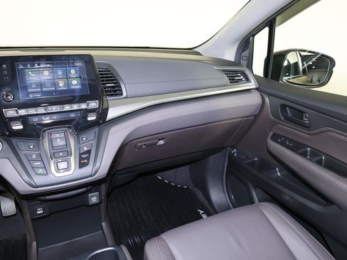 Used 2022 Honda Odyssey EX-L image 11