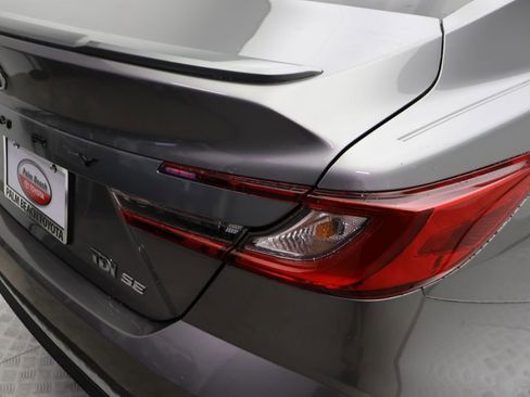 Certified 2025 Toyota Camry SE w/ Convenience Package image 9