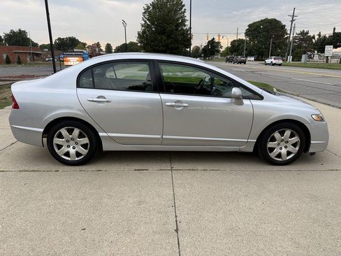 Used 2009 Honda Civic LX image 4