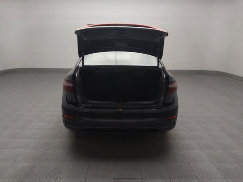 Used 2025 Volkswagen Jetta Sport image 29