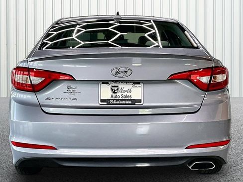 Used 2015 Hyundai Sonata SE w/ Option Group 09 FWD image 5