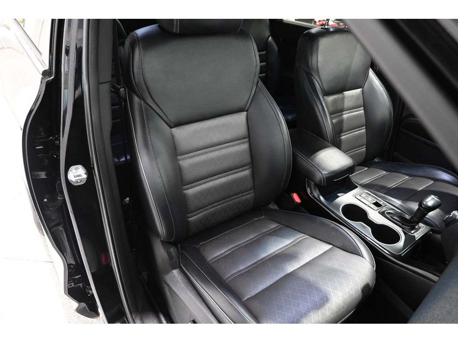 Used 2018 Kia Sorento SX FWD image 16