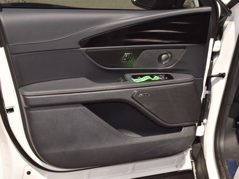 New 2026 Lincoln Nautilus Premier w/ Equipment Group 102A image 43