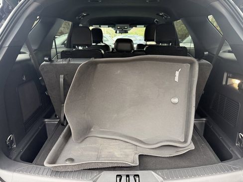 Used 2025 Ford Explorer ST-Line image 7