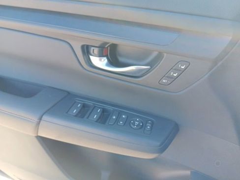 Used 2025 Honda CR-V Sport-L image 13