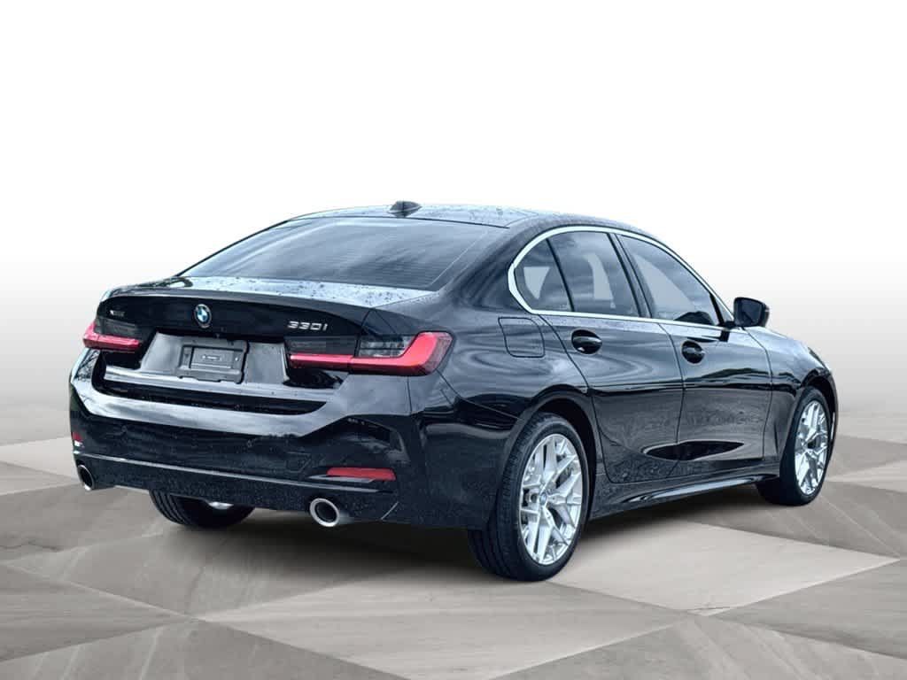 Used 2026 BMW 330i xDrive Sedan AWD/4WD image 8