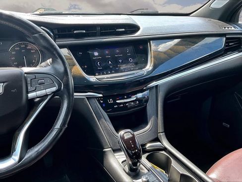 Used 2021 Cadillac XT6 Premium Luxury AWD/4WD image 8