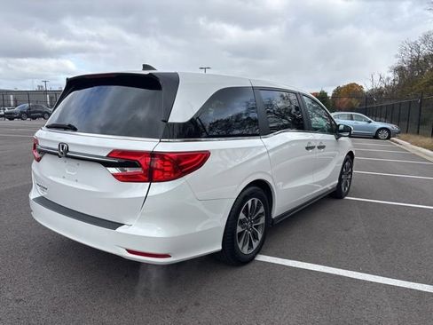 Certified 2024 Honda Odyssey EX-L image 4