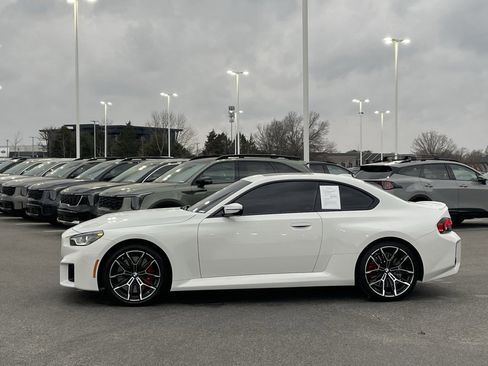Used 2025 BMW M2 w/ Lighting Package image 4
