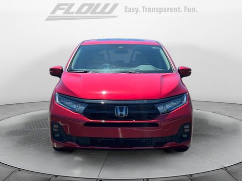 Certified 2025 Honda Odyssey Touring image 2