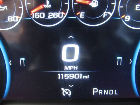 Used 2018 Chevrolet Tahoe Premier AWD/4WD image 25