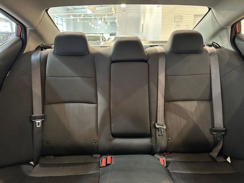 Used 2025 Nissan Altima 2.5 SV image 38