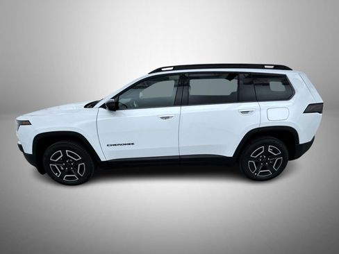 New 2026 Jeep Cherokee Laredo image 8