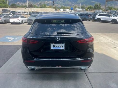 Used 2022 Mercedes-Benz GLA 250 4MATIC image 5