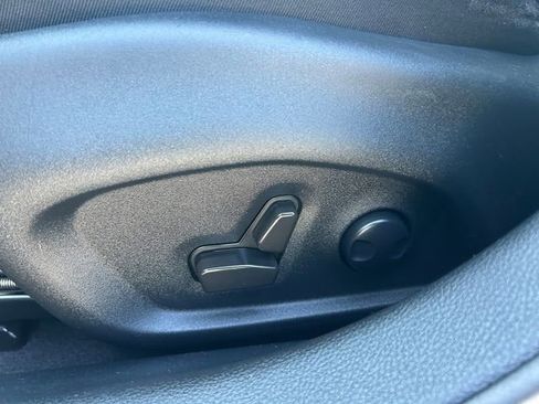 Used 2022 Jeep Compass Limited image 20