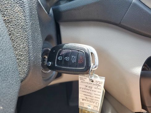 Used 2017 Hyundai Tucson SE w/ SE Popular Package 02 AWD/4WD image 22