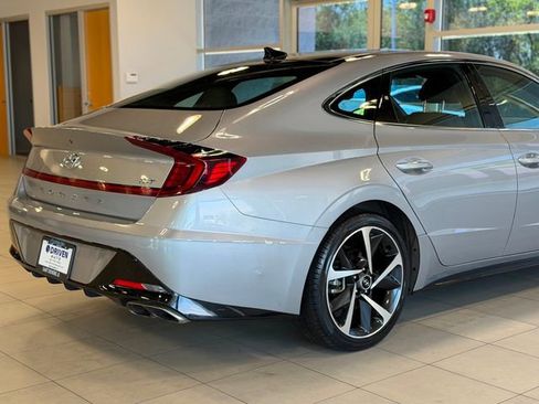 Used 2023 Hyundai Sonata SEL Plus FWD image 11