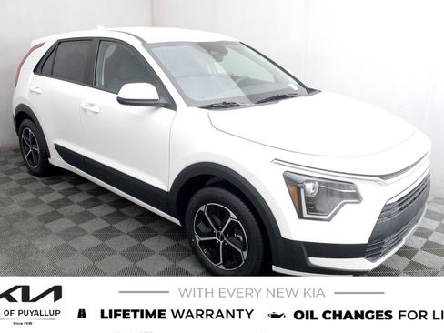 New 2026 Kia Niro LX image 3