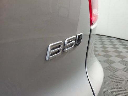 Certified 2024 Volvo XC40 B5 Ultimate w/ Protection Package Premier AWD/4WD image 10