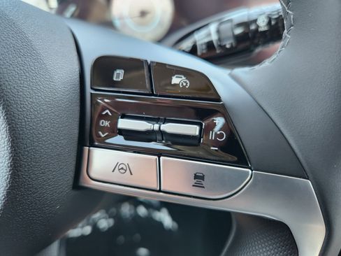 New 2025 Hyundai Elantra Sport w/ Cargo Package image 12