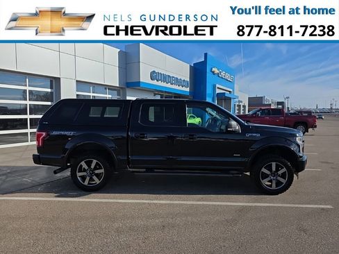 Used 2017 Ford F150 XLT w/ Equipment Group 302A Luxury image 8