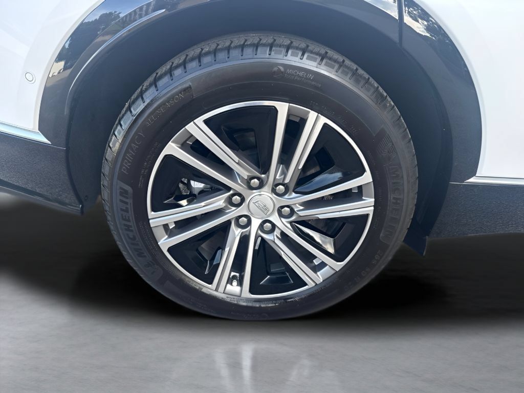 Used 2025 Cadillac Lyriq Luxury RWD image 45