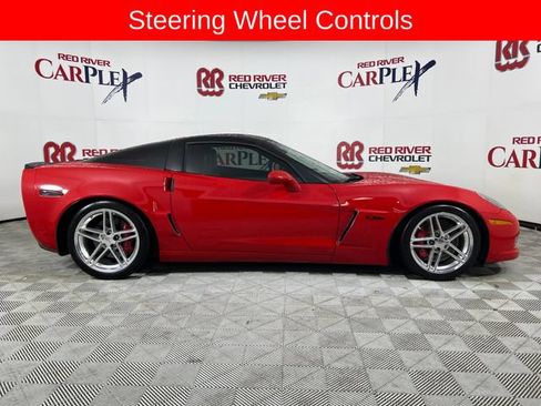 Used 2006 Chevrolet Corvette Z06 w/ Preferred Equipment Group RWD image 9