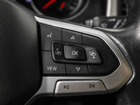 Used 2020 Volkswagen Atlas Cross Sport SE w/ Panoramic Sunroof Package image 28