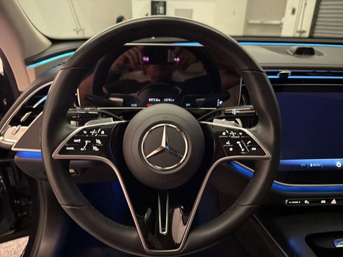 Certified 2024 Mercedes-Benz E 350 4MATIC Sedan image 15