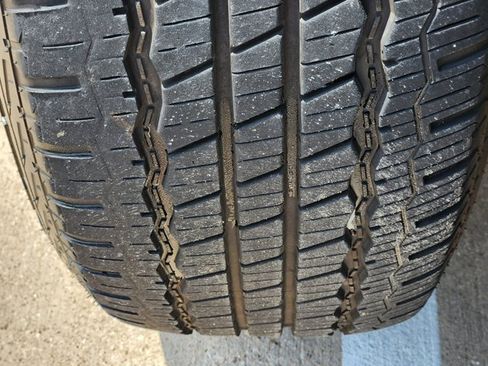 Used 2021 Chevrolet Tahoe Z71 w/ Z71 Off-Road Package image 11