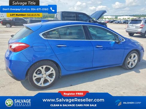 Used 2017 Chevrolet Cruze Premier w/ Enhanced Convenience Package FWD image 4
