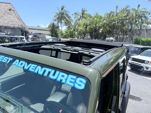 Used 2023 Jeep Wrangler Unlimited Sport w/ Sun And Sound Package AWD/4WD image 26