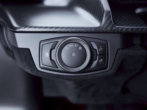 Used 2020 Ford GT Carbon Series RWD image 61