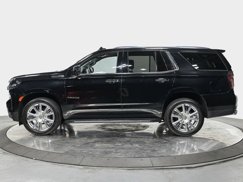Used 2022 Chevrolet Tahoe High Country AWD/4WD image 2