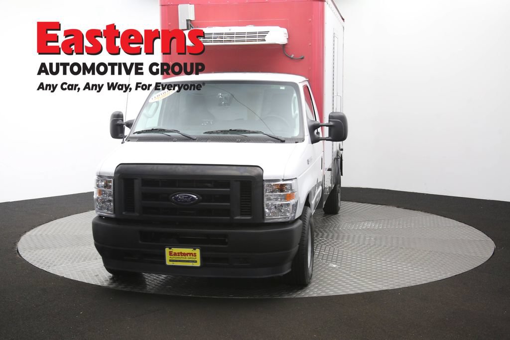 Used 2023 Ford E-350 and Econoline 350 Super Duty w/ Power Windows & Locks Group RWD image 53