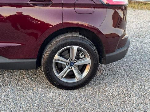 Used 2022 Ford Edge SEL w/ Convenience Package image 11