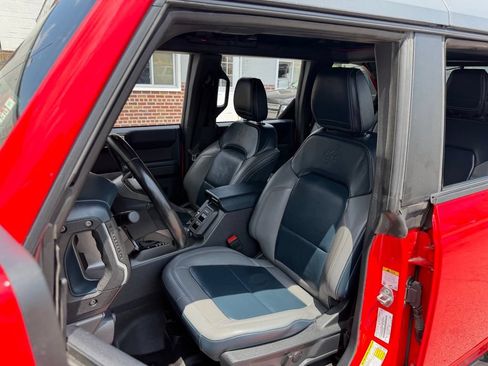 Used 2023 Ford Bronco Outer Banks AWD/4WD image 17