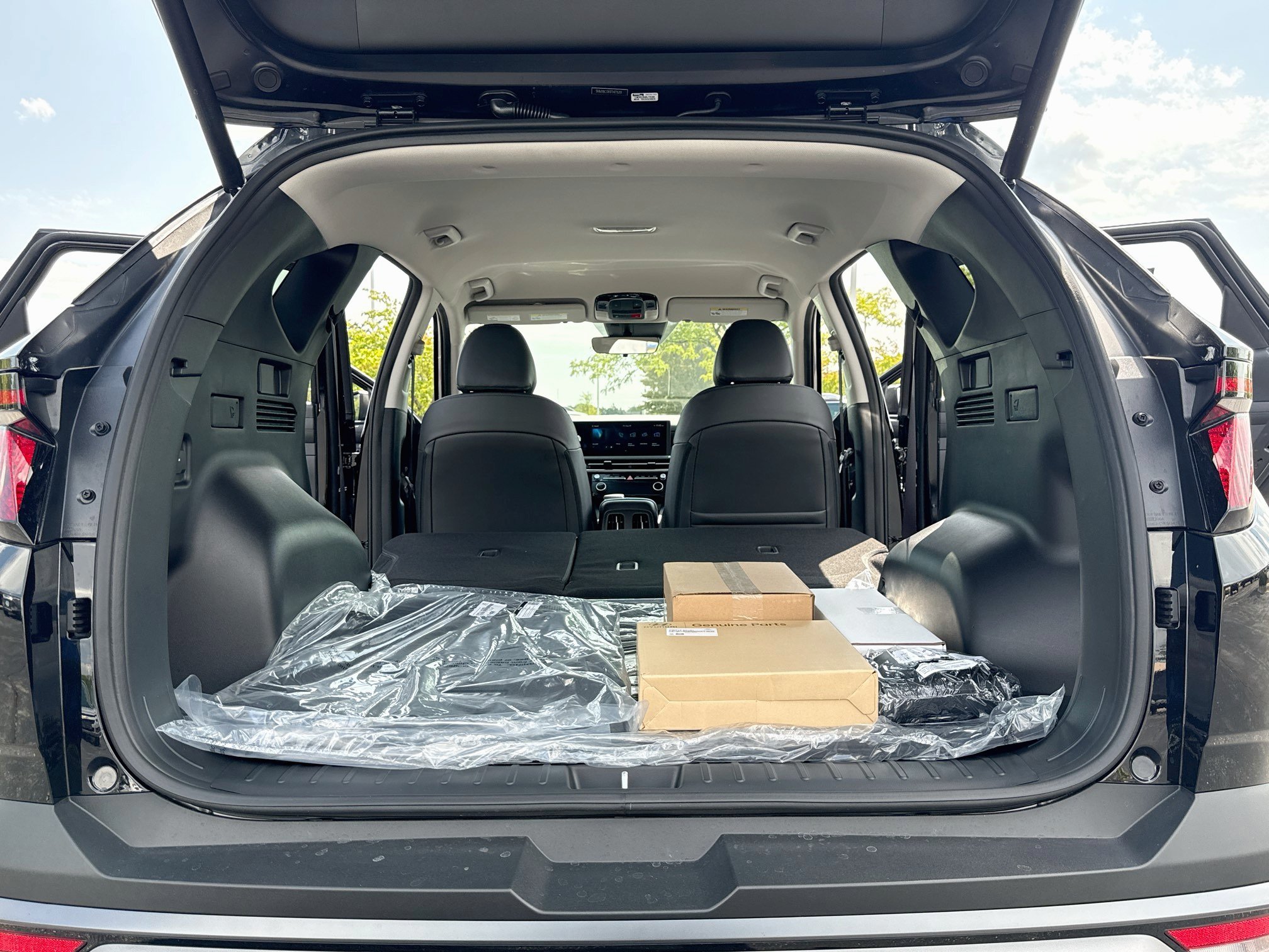 New 2026 Hyundai Tucson SEL Plus w/ Tow & Go Package AWD/4WD image 8