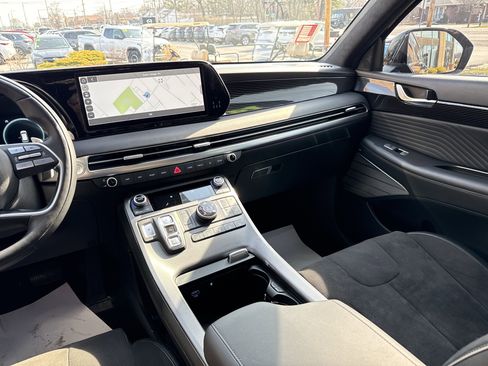 Used 2024 Hyundai Palisade Calligraphy image 23