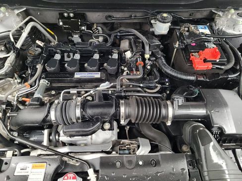 Used 2018 Honda Accord LX image 30