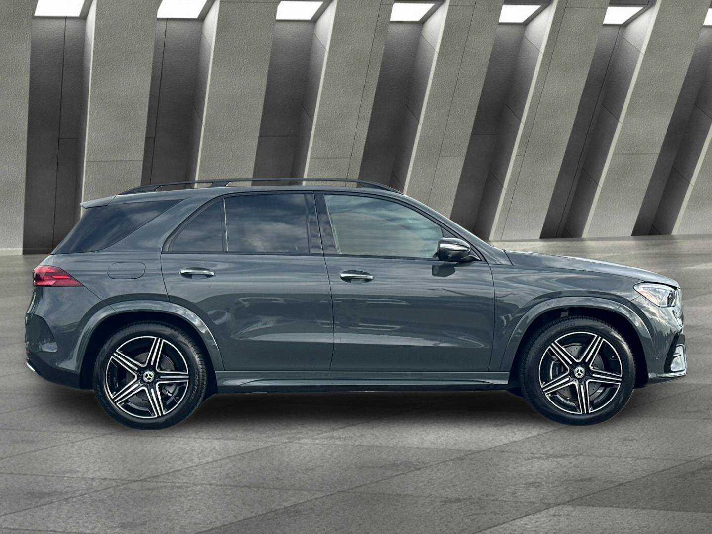 Certified 2026 Mercedes-Benz GLE 350 4MATIC image 3