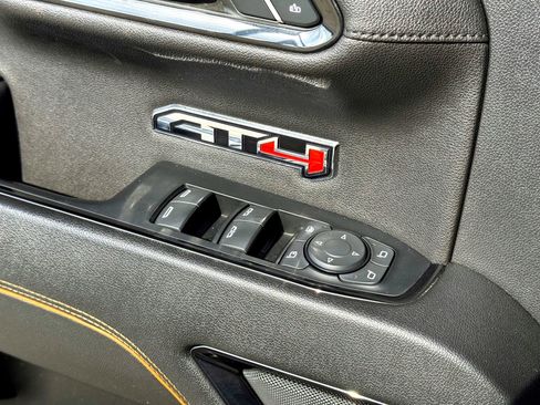 Used 2023 GMC Sierra 1500 AT4 w/ Technology Package image 17